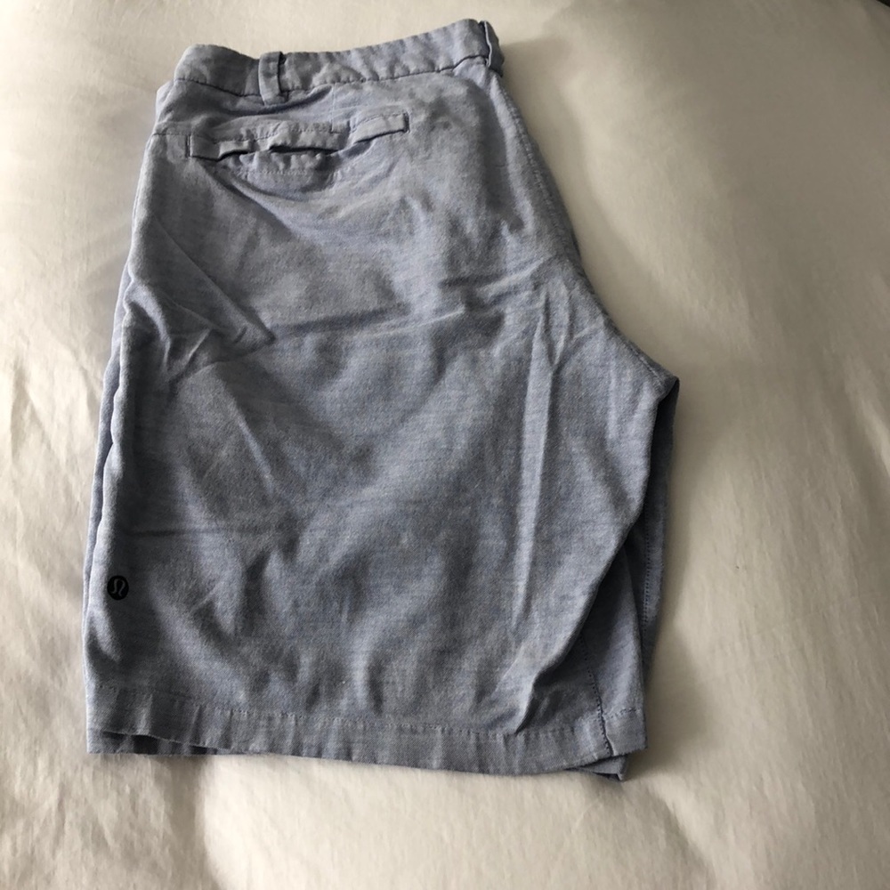 Men’s lulu shorts - chino
